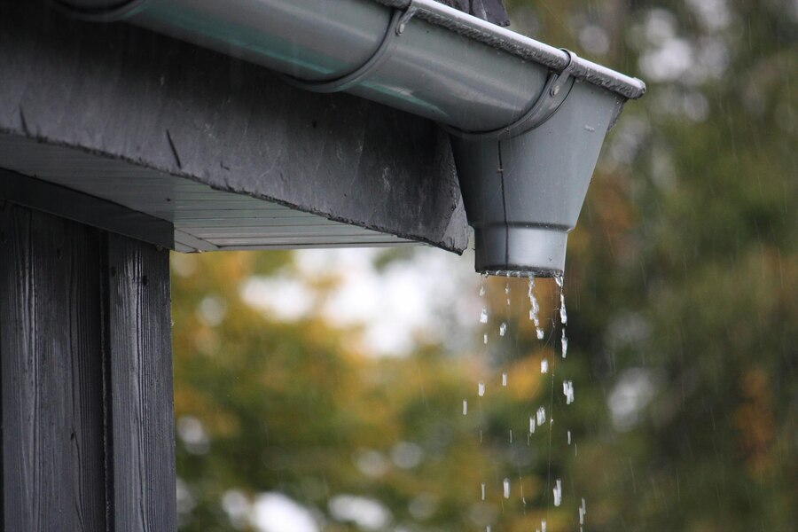 DIY Home Exterior Maintenance Gutters